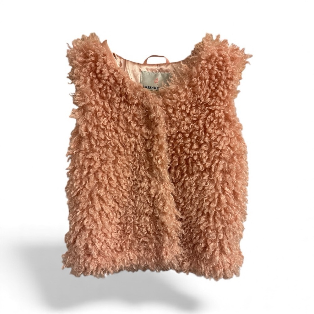 Urban Republic Pink Faux Fur Vest - Picture 2 of 5